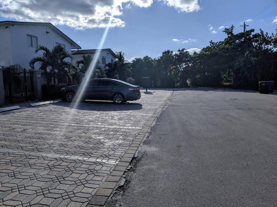 A1 - Endless Summer Vacation Rentals - Affordable Luxury Near Downtown Fort Lauderdale Ngoại thất bức ảnh