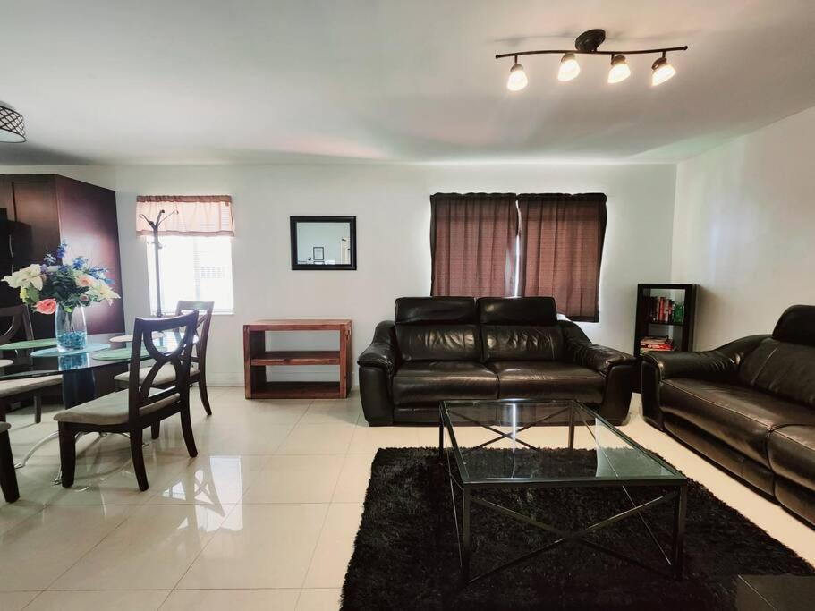A1 - Endless Summer Vacation Rentals - Affordable Luxury Near Downtown Fort Lauderdale Ngoại thất bức ảnh